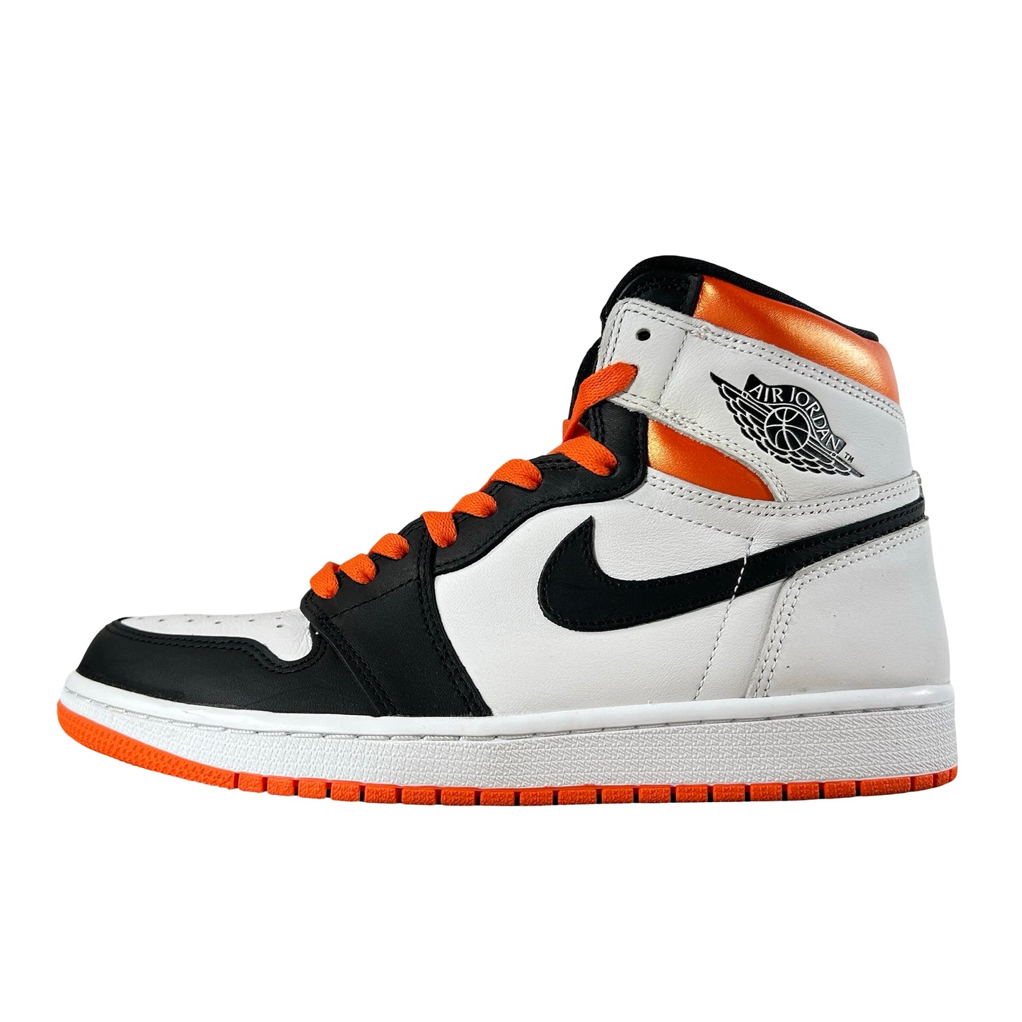 555088 180 Jordan 1 Retro High Electro Orange [USED] - 9.5 M (Used)
