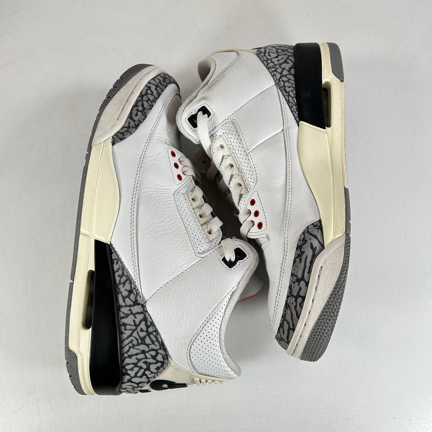 DN3707 100 Jordan 3 Retro White Cement Reimagined [USED] - 8.5 M (Used6)