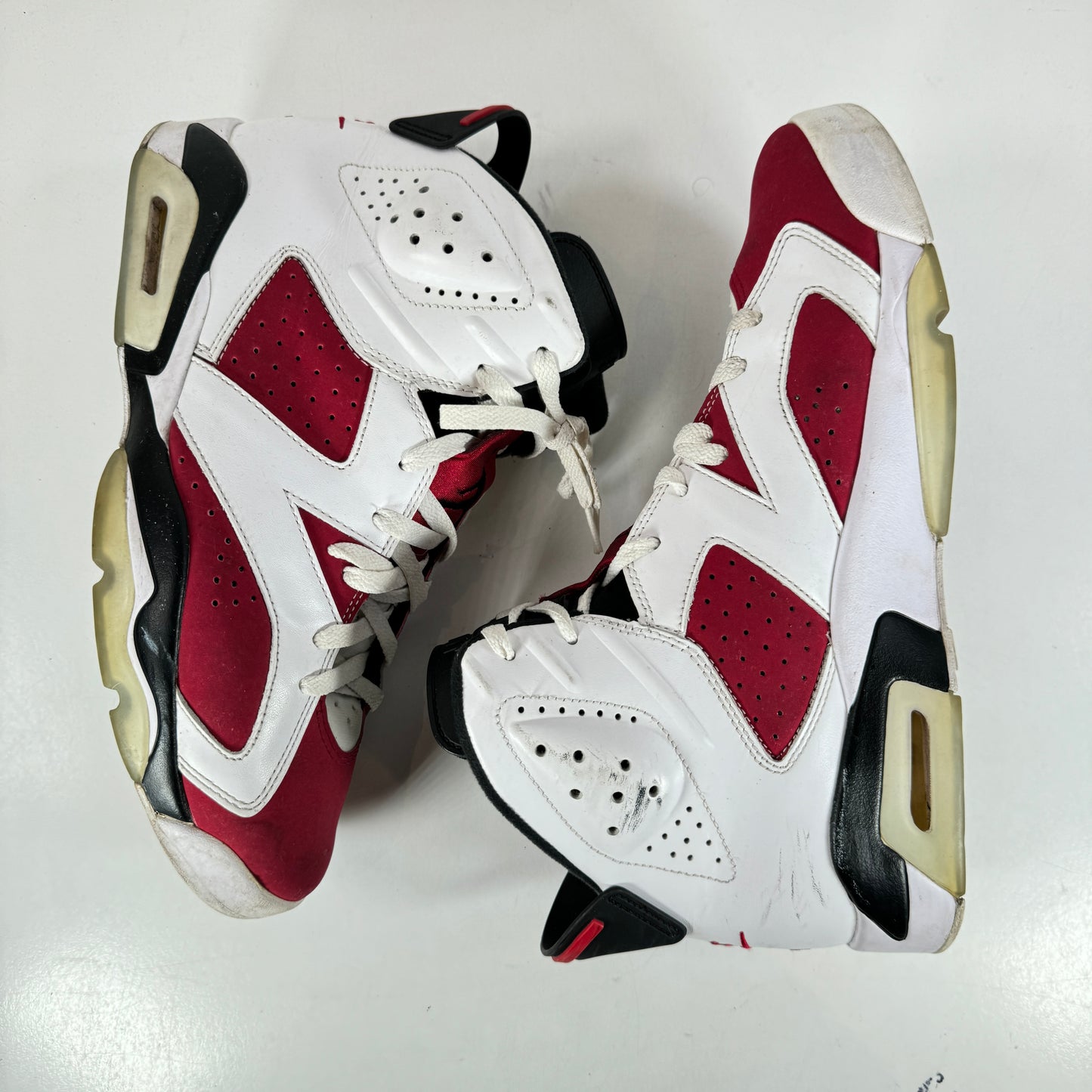 CT8529 106 Jordan 6 Retro Carmine [USED] - 10.5 M (Used) (Replace Box)