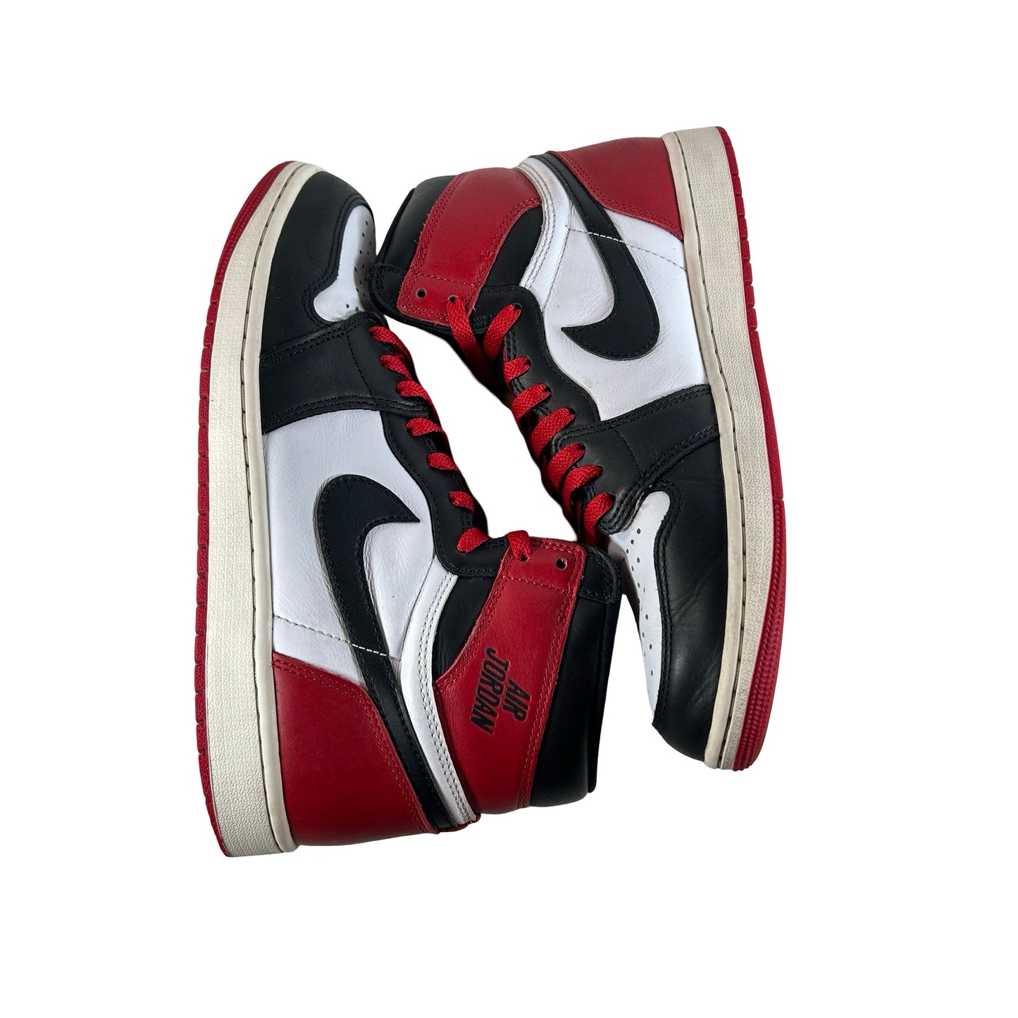 DZ5485 106 Jordan 1 Retro High OG Black Toe Reimagined [USED] - 10 M (Used16)
