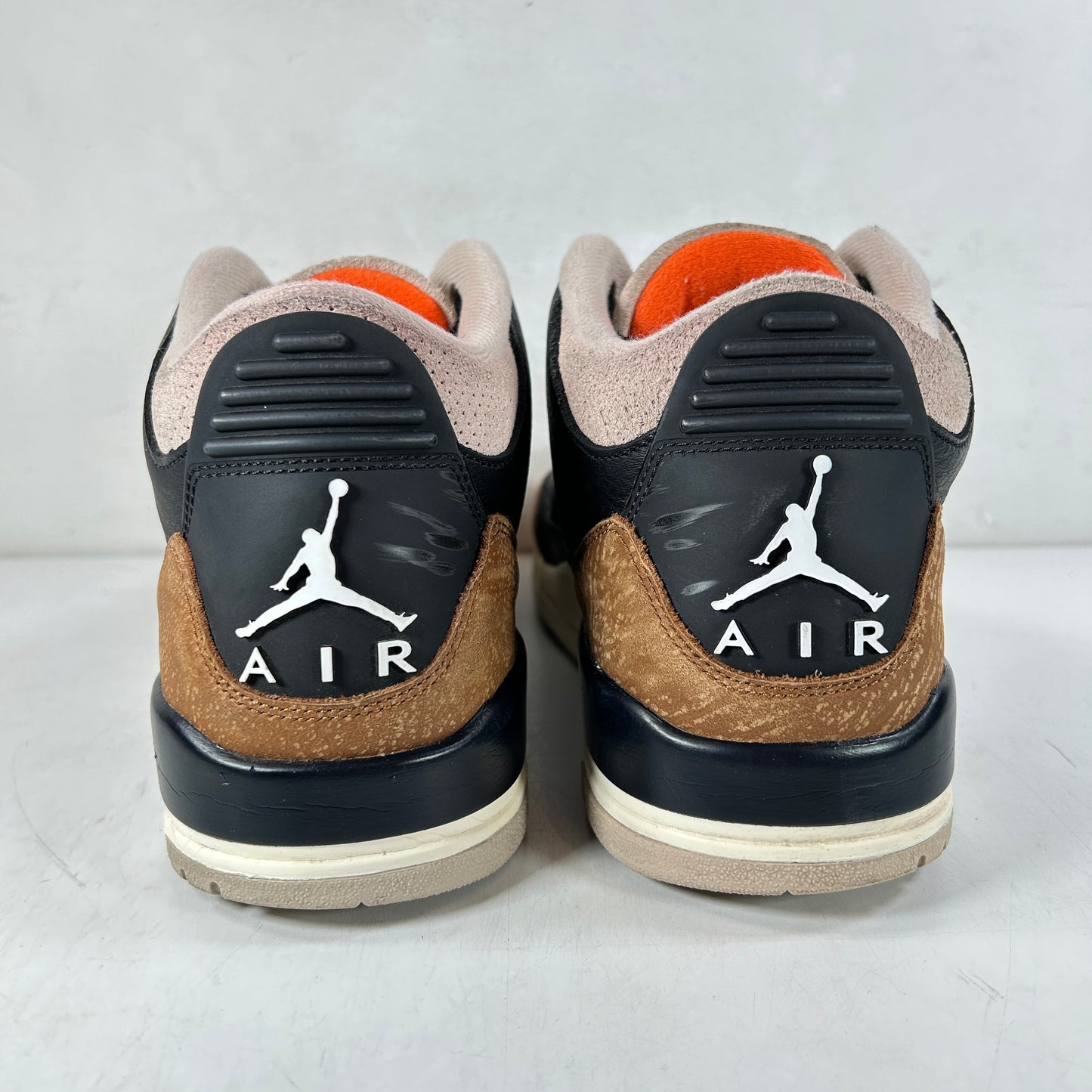 CT8532 008 Jordan 3 Retro Desert Elephant [USED] - 11 M (Used)