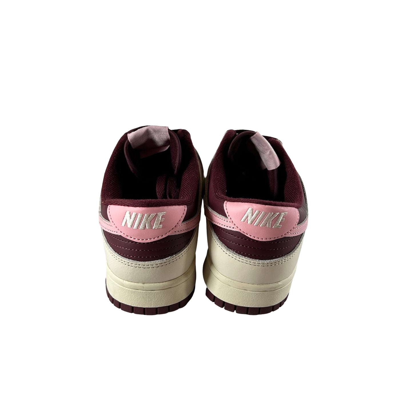 DR9705 100 Nike Dunk Low Retro PRM Valentine's Day (2023) [USED] - 10 M (Used) (No Box)