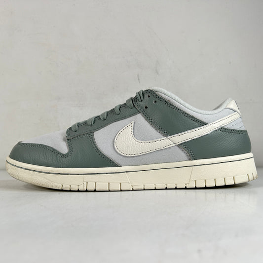 DV7212 300 Nike Dunk Low Mica Green [USED] - 10 M (Used)