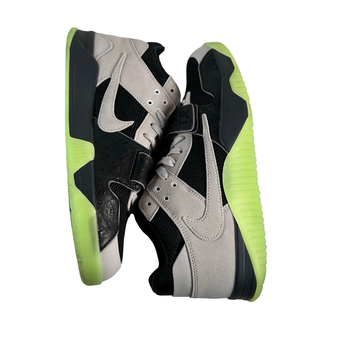 IH7971 001 Jordan Jumpman Jack TR Travis Scott x Chase B Black Night Silver [USED] - 10.5 M (Used)