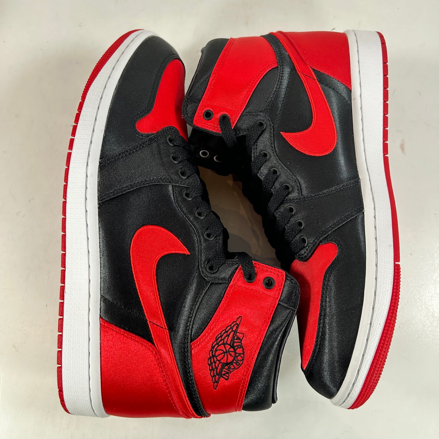 FD4810 061 Jordan 1 Retro High OG Satin Bred [USED] - 12 W (Used2)