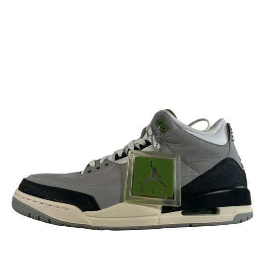 136064 006 Jordan 3 Retro Chlorophyll - 11.5 M (Yellowing)
