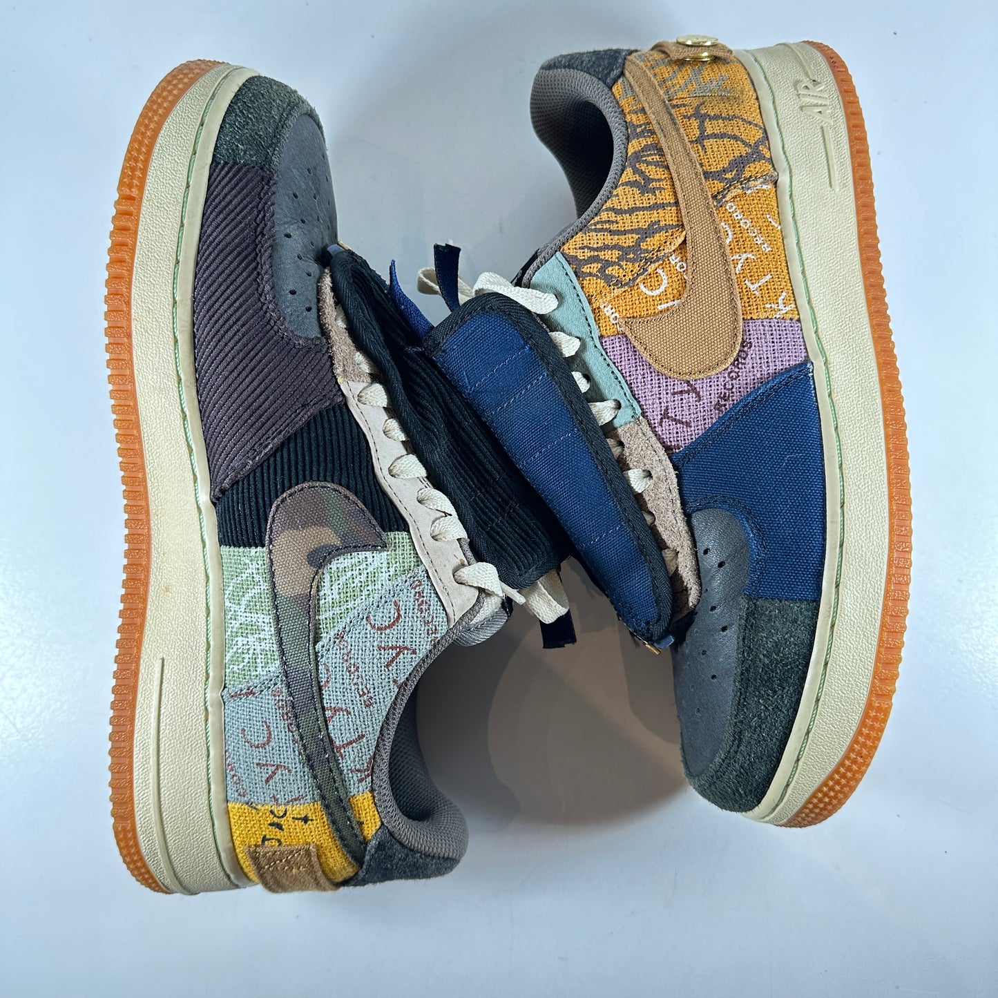 CN2405 900 AF1 Low Travis Scott Cactus Jack [USED] - 8.5 M (Used)