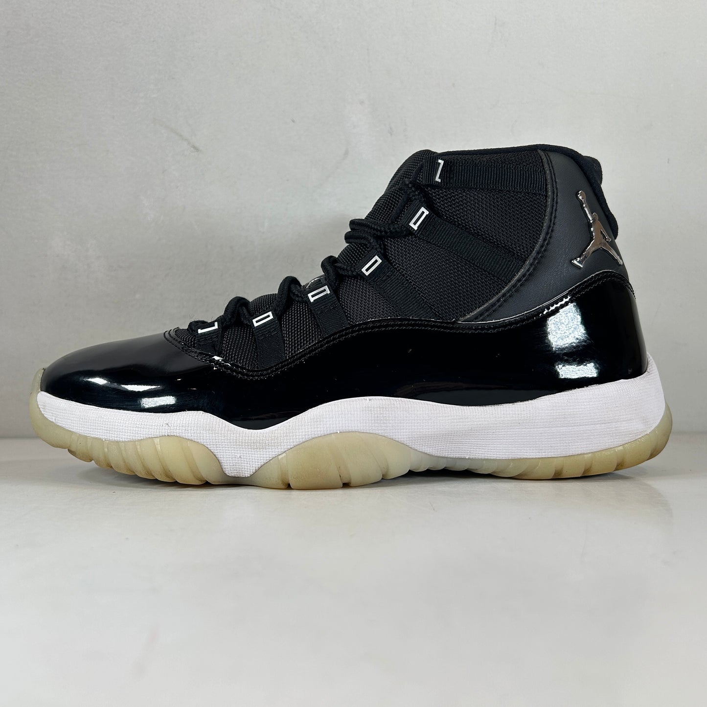 CT8012 011 Jordan 11 Jubilee [USED] - 9.5 M (Used2)