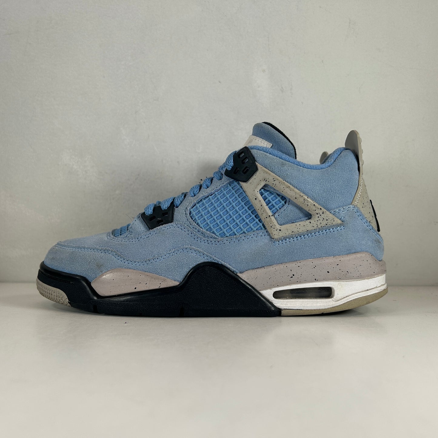 408452 400 Jordan 4 Retro University Blue (GS) [USED] - 6 Y (Used) (Replace Box)