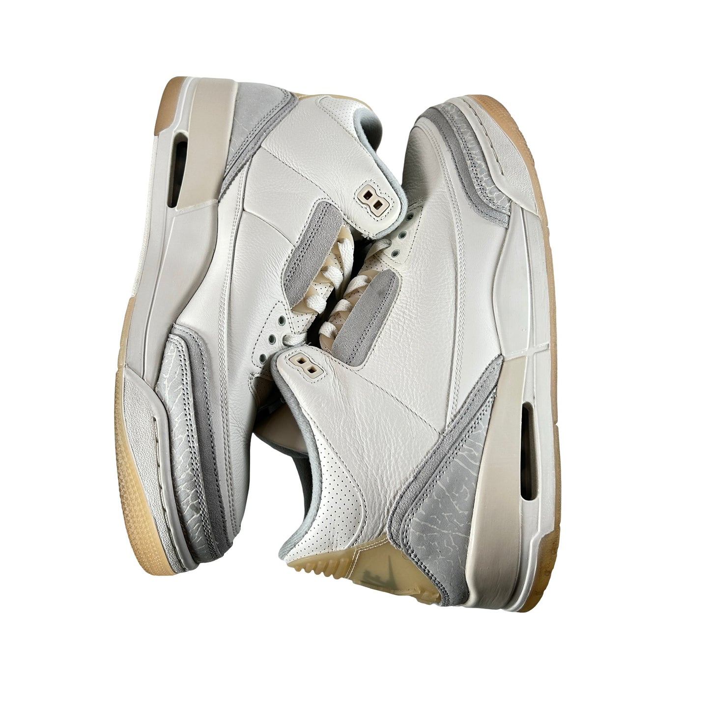 FJ9479 100 Jordan 3 Retro Craft Ivory [USED] - 13 M (Used)