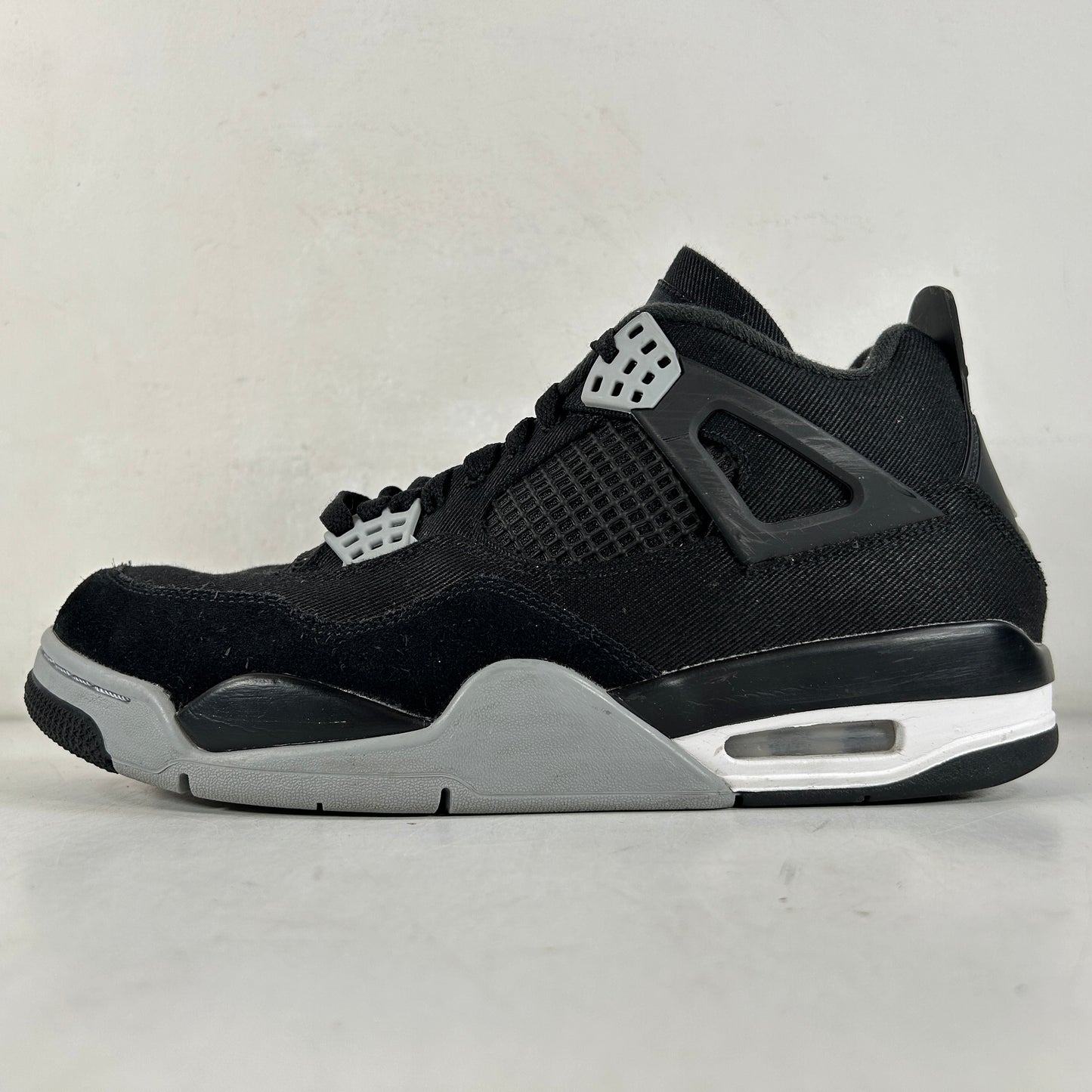 DH7138 006 Jordan 4 Retro SE Black Canvas [USED] - 9.5 M (Used2)