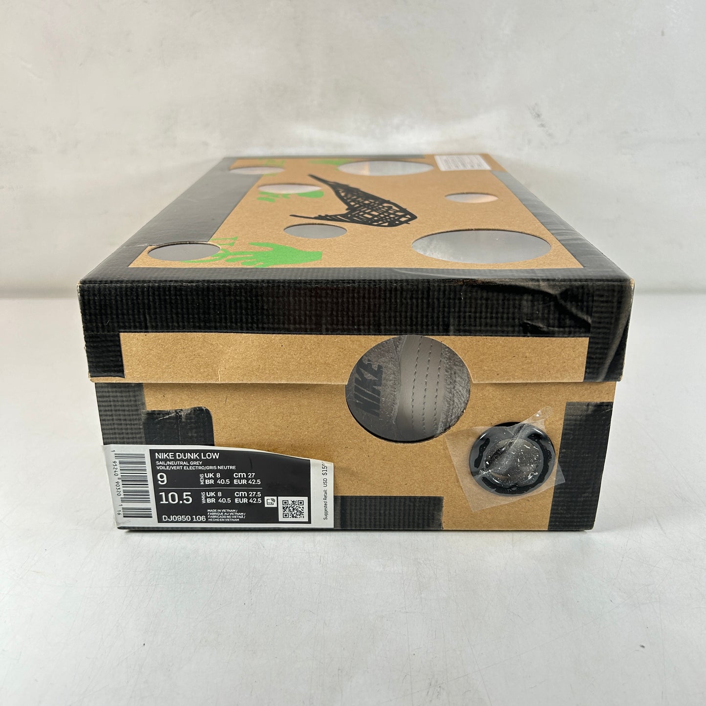 DJ0950 106 Nike Dunk Low Off-White Lot 14 [USED] - 9 M (Used)