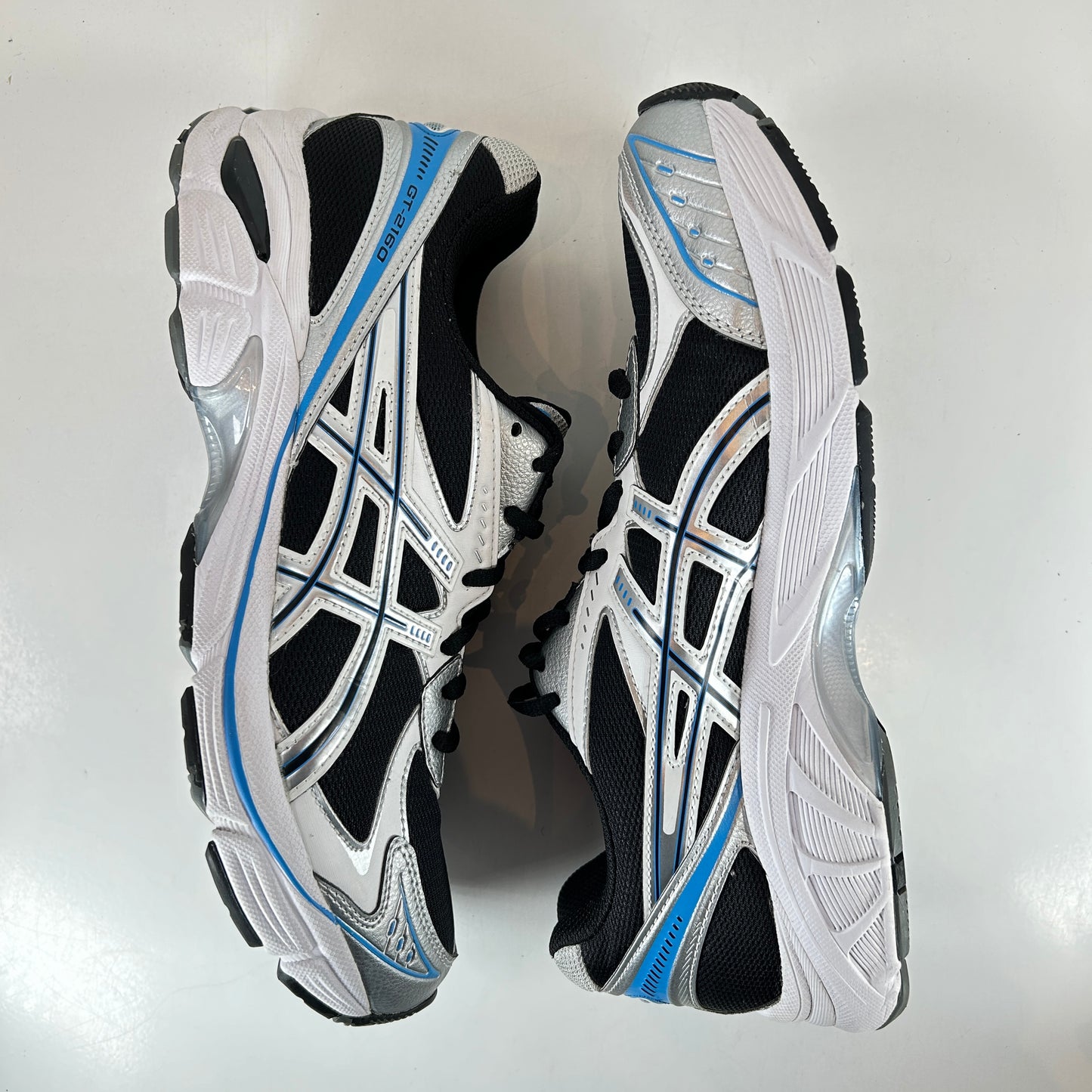 1203A320 004 ASICS GT-2160 Black Pure Silver Bright Blue [USED] - 10.5 M (Used) (No Box)
