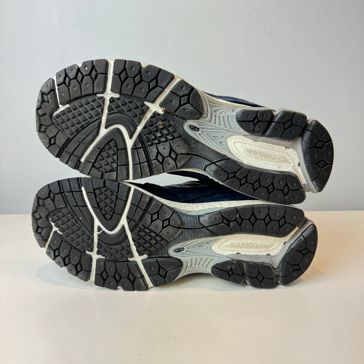 M2002RDF New Balance 2002R Protection Pack Dark Navy [USED] - 10.5 M (Used)