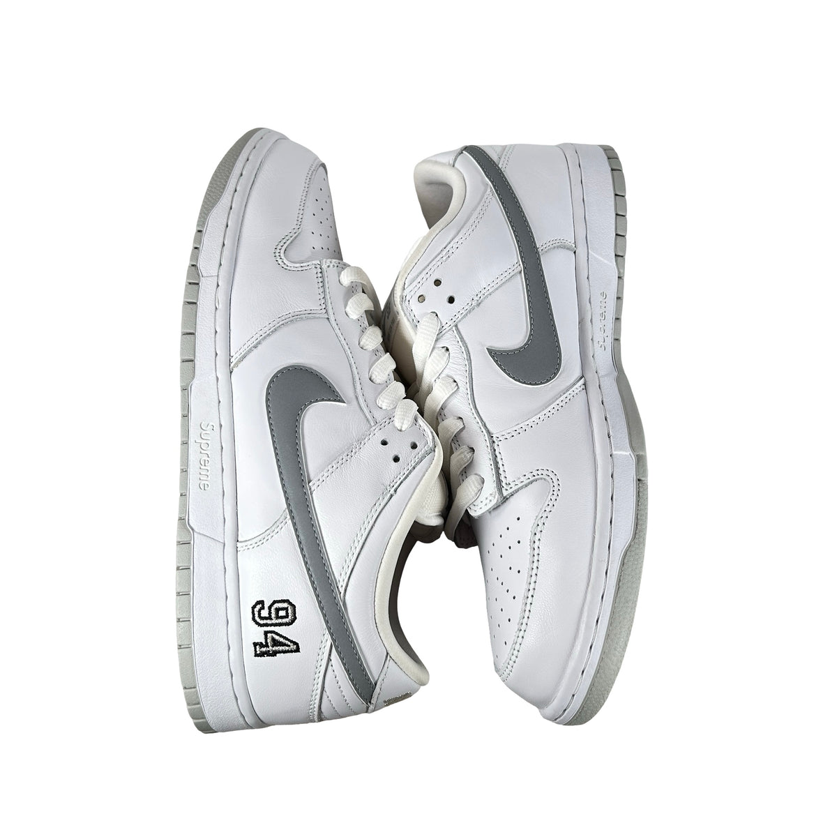 HQ8487 100 Nike SB Dunk Low Supreme 94 White Metallic Silver [USED] - 11 M (Used)