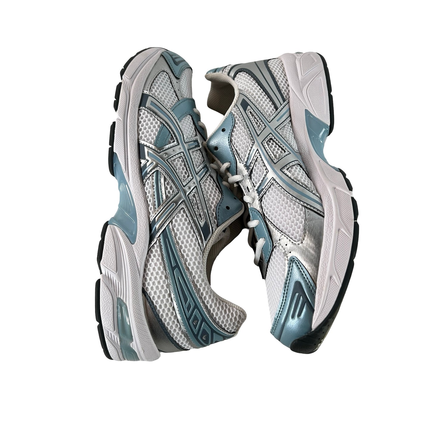 1201A256 116 ASICS Gel-1130 White Shark Skin [USED] - 11.5 M (Used)