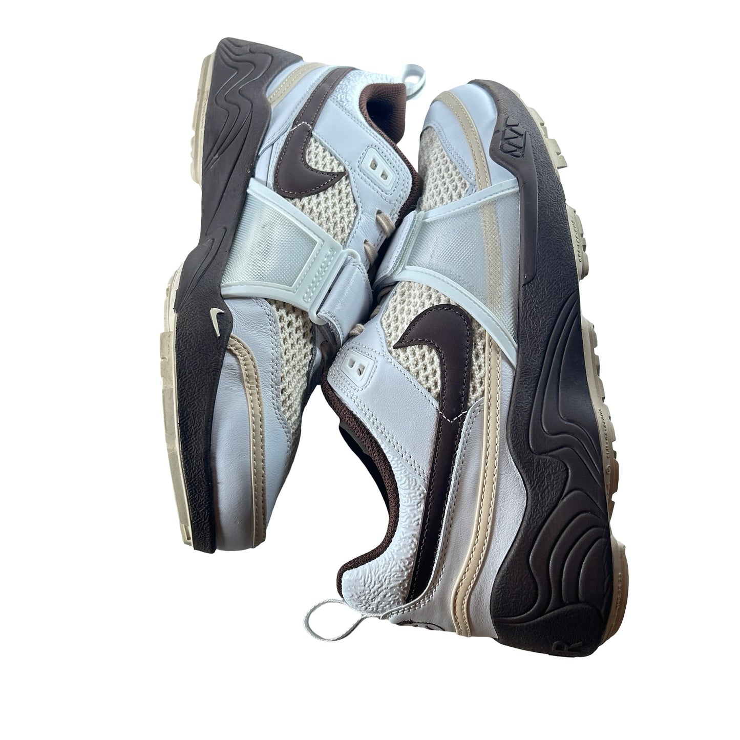 HQ3073 100 Nike Zoom Field Jaxx Travis Scott Light Chocolate [USED] - 12 M (Used3)