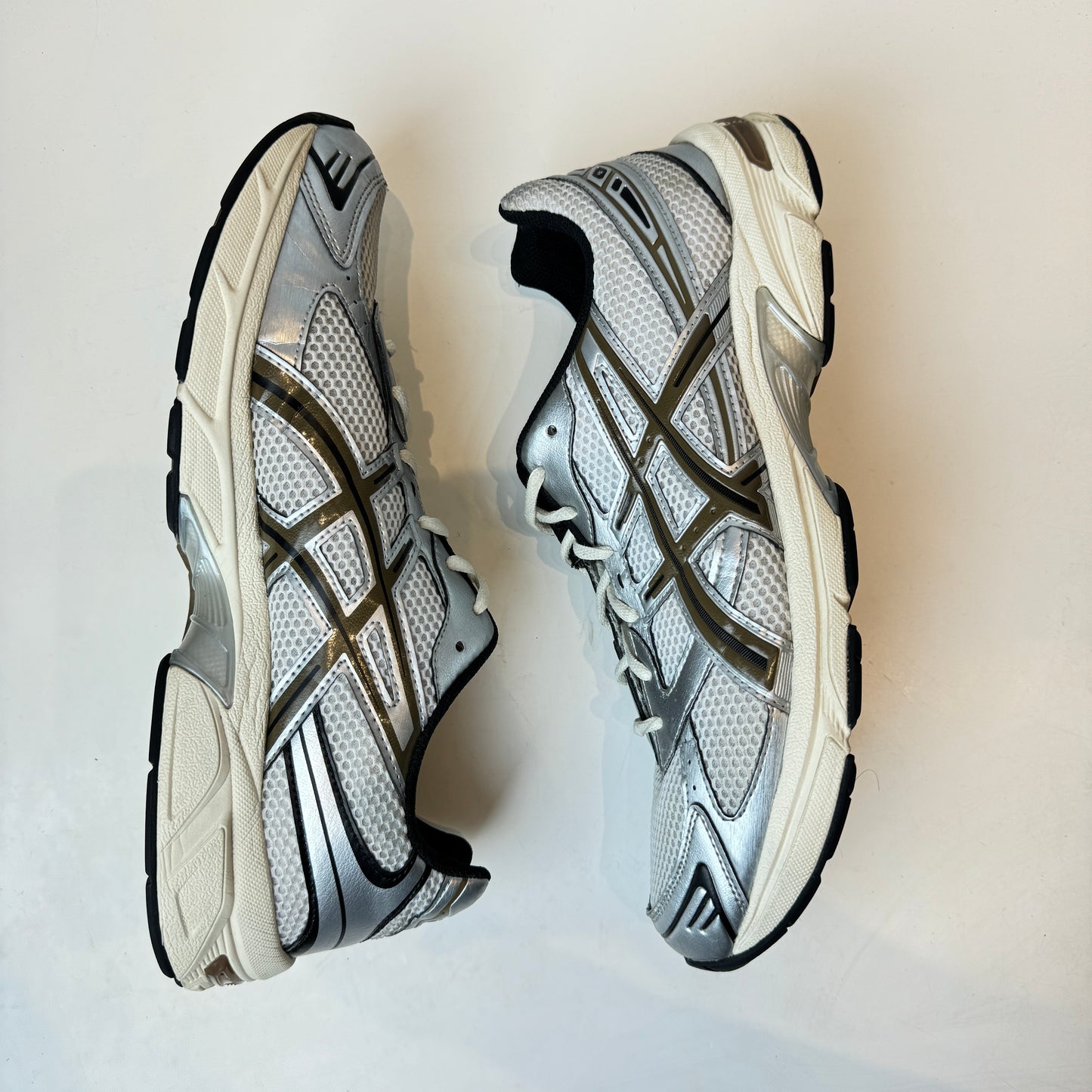 1201A256 113 ASICS Gel-1130 White Clay Canyon [USED] - 13 M (Used) (No Box)