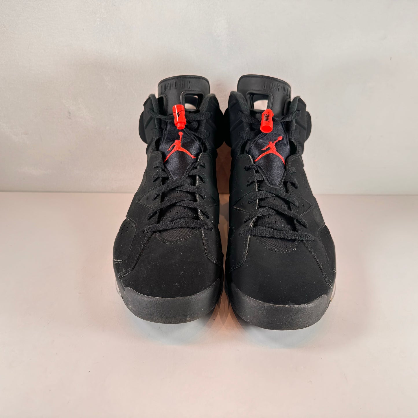 384664 060 Jordan 6 Retro Black Infrared (2019) - 12 M (Used) (Replace Box)