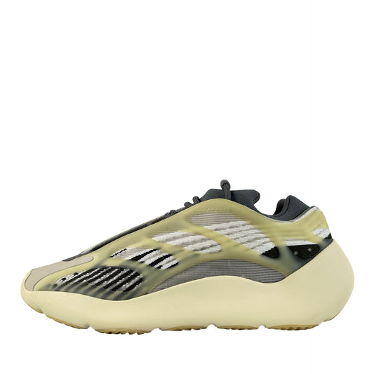 ID1674 adidas Yeezy 700 V3 Fade Salt [USED] - 10 M (Used)