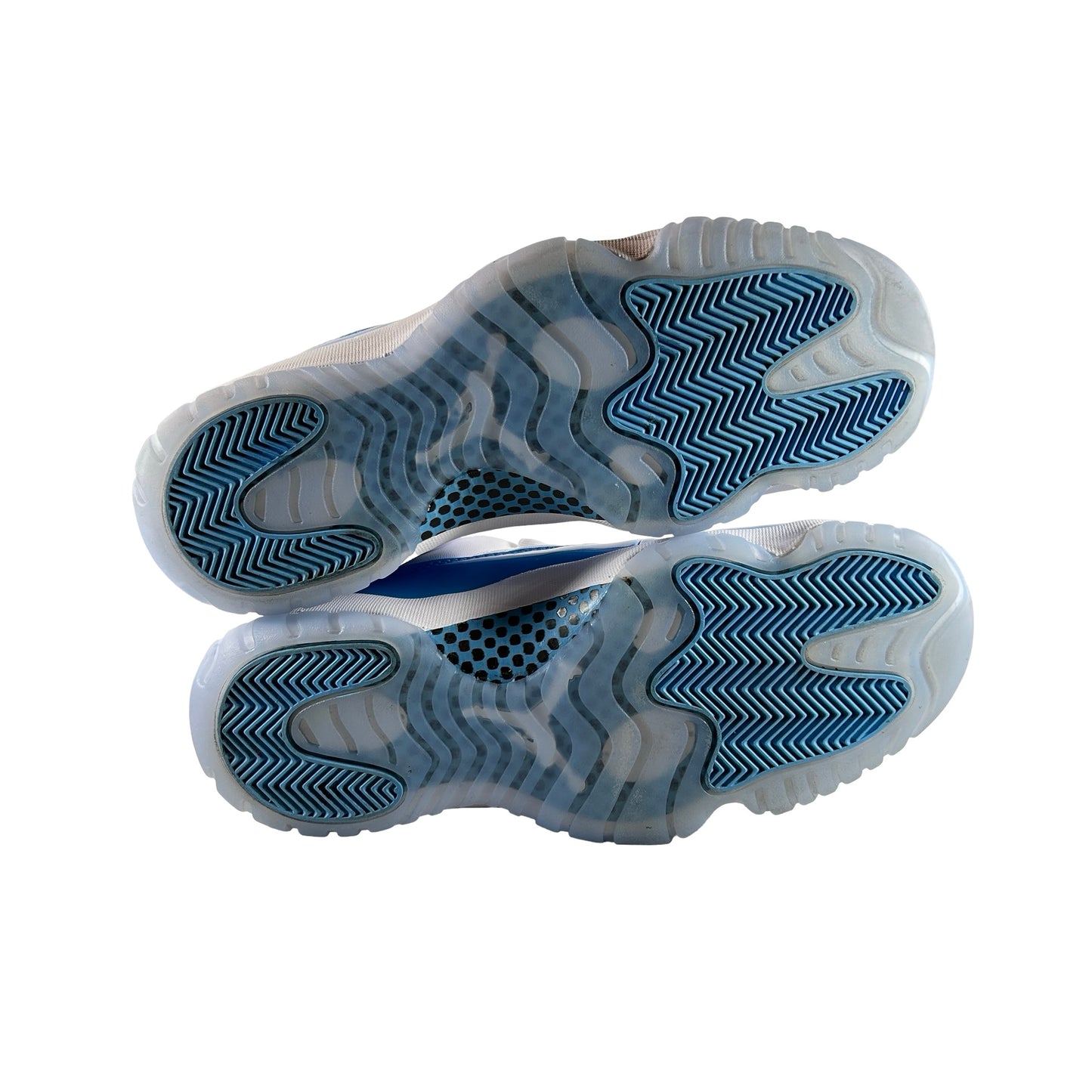FV5104 100 Jordan 11 Retro Low University Blue (2026) [USED] - 10 M (Used)