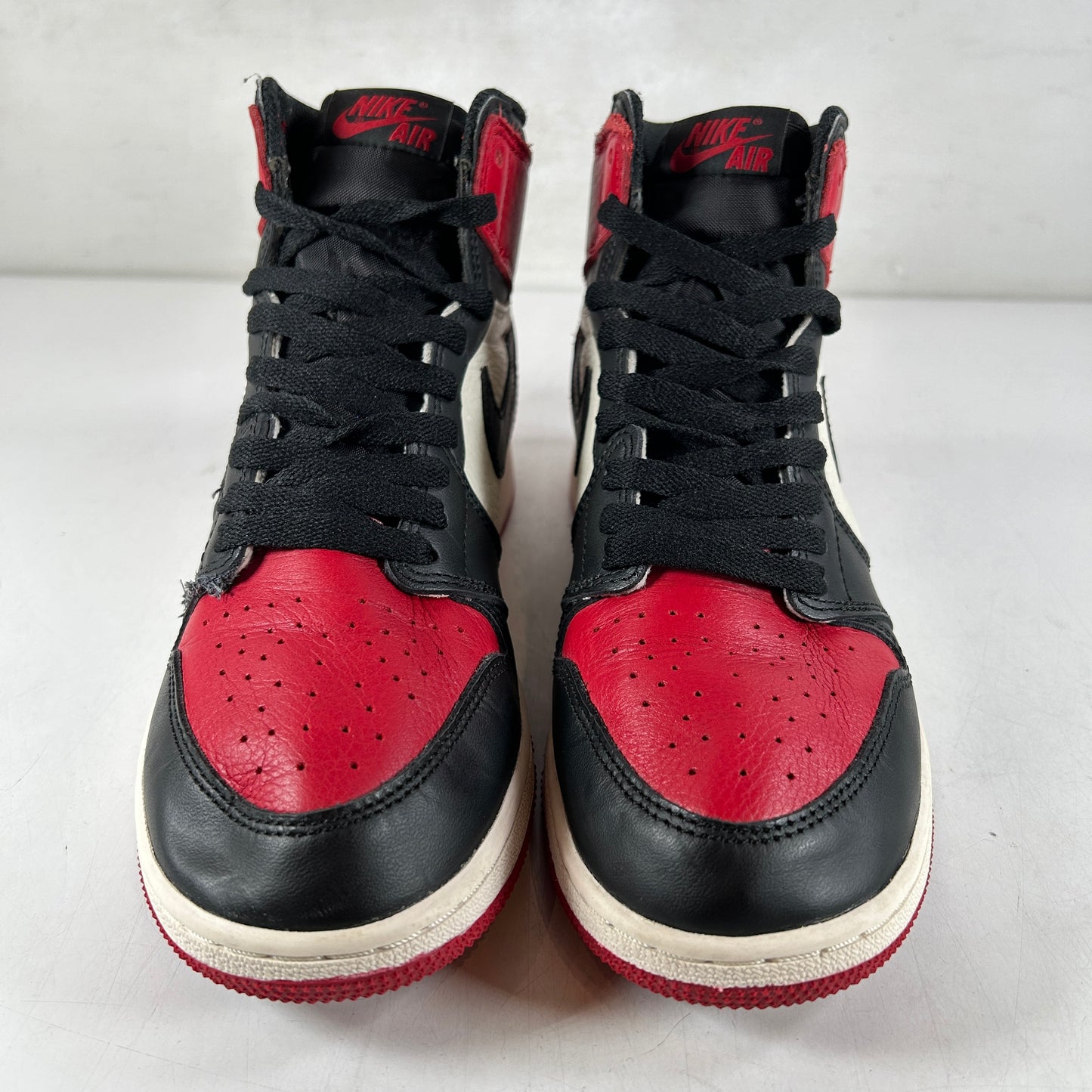575441 610 Jordan 1 Retro High Bred Toe (GS) [USED] - 7 Y (Used2)
