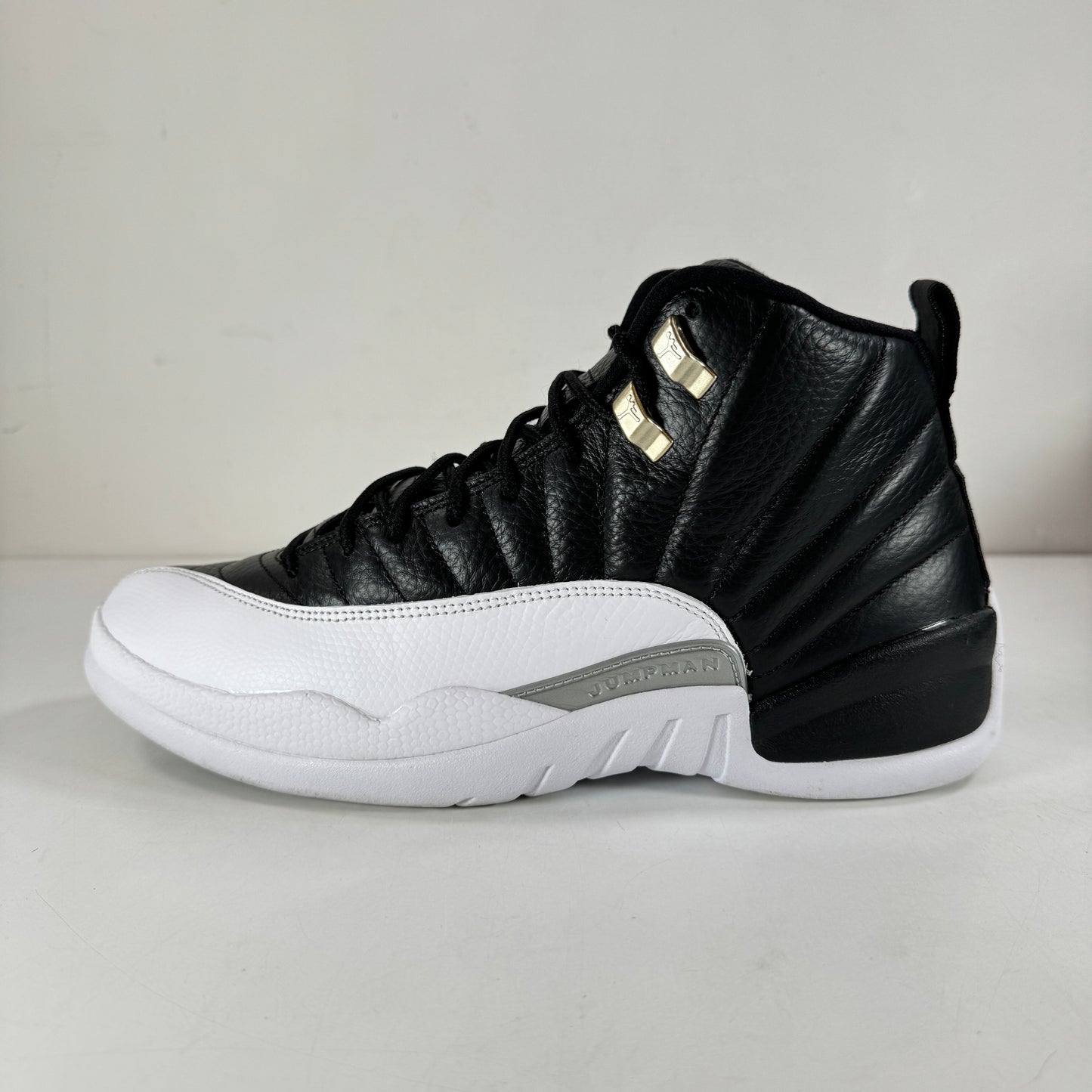 CT8013 006 Jordan 12 Retro Playoffs (2022) [USED] - 9 M (Used3)