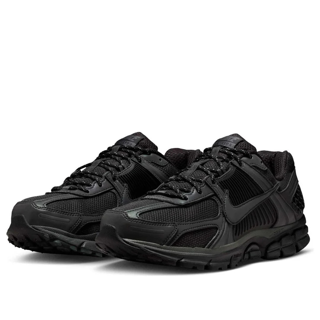 IM6597 001 Nike Zoom Vomero 5 Black Reflective