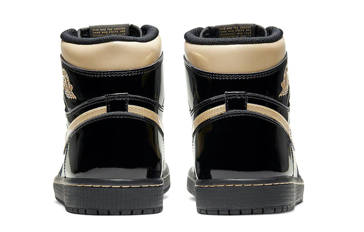 555088 032 Jordan 1 Retro High Black Metallic Gold (2020)