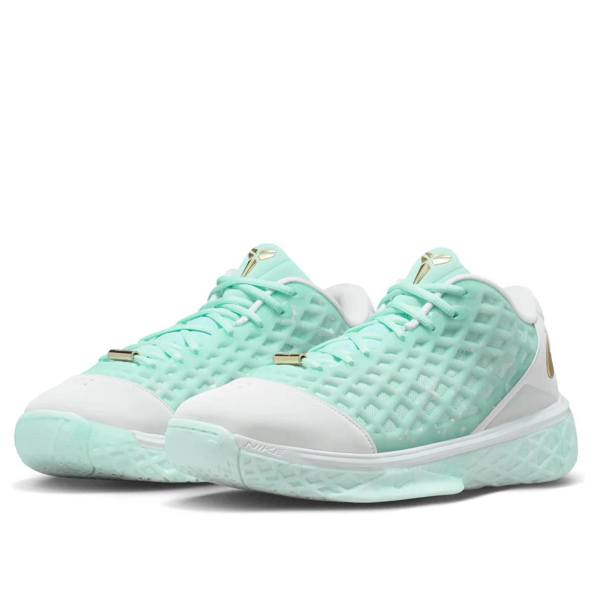 IX2017 100 Nike Kobe 3 Low Protro CHBL