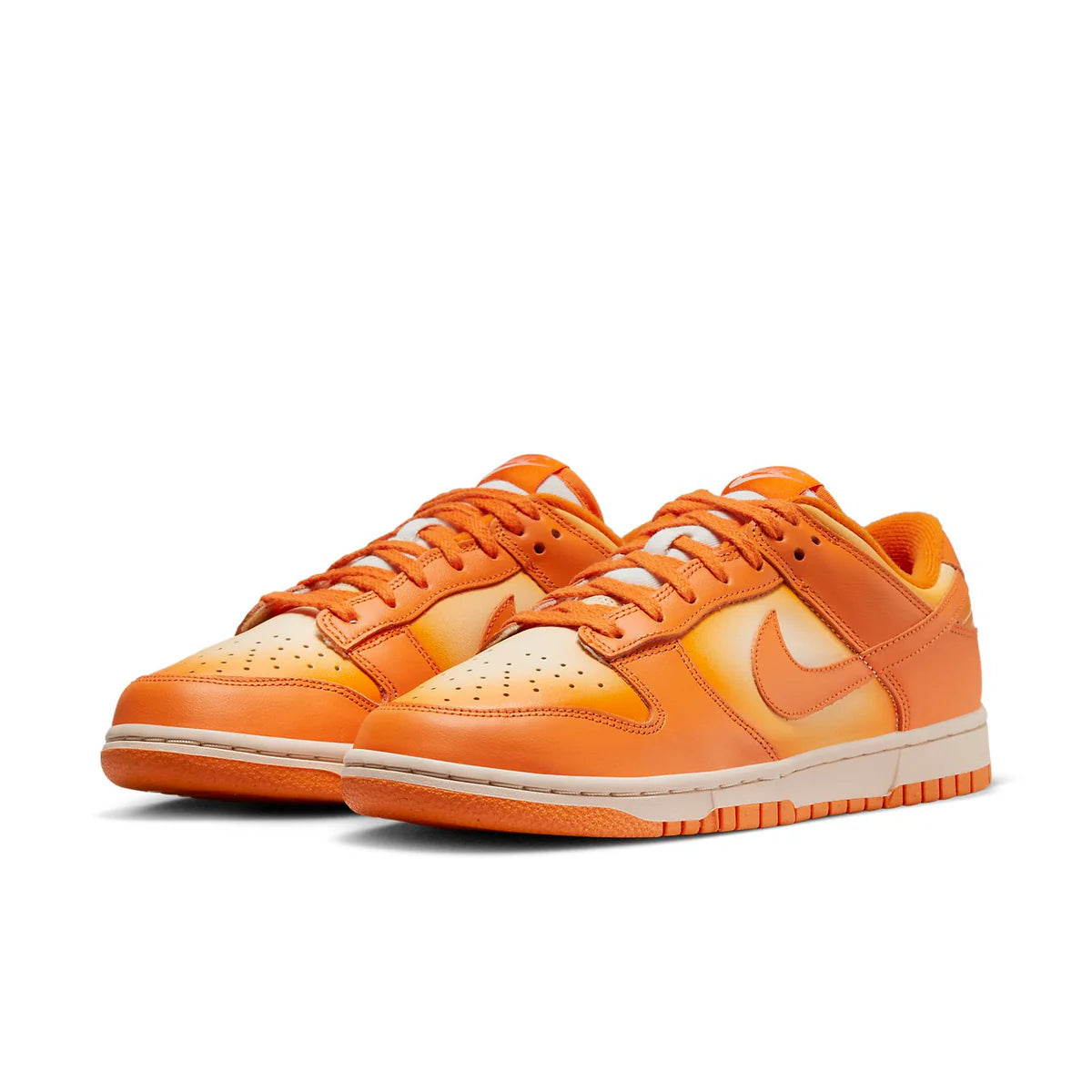 DX2953 900 Nike Dunk Low Magma Orange (Women's)
