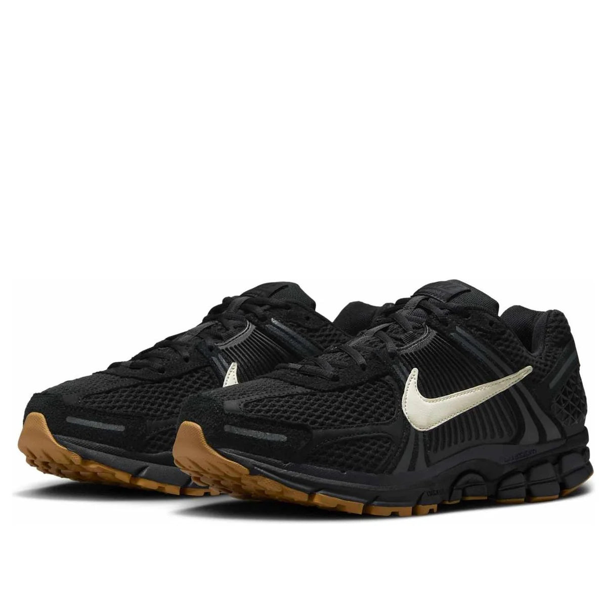 IB4005 010 Nike Zoom Vomero 5 Black Gum