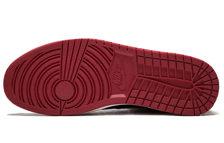 555088 023 Air Jordan 1 Retro Bred (2013)
