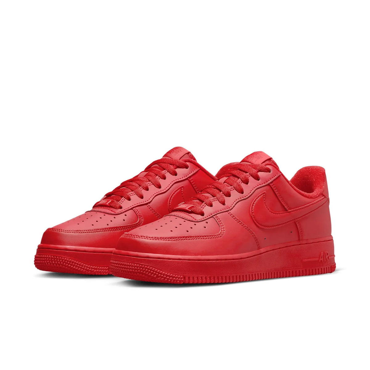 CW6999 600 Nike Air Force 1 Low Triple Red