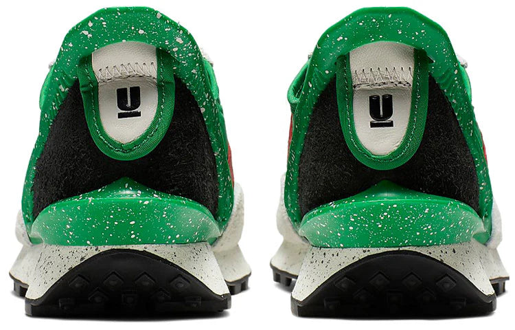 CJ3295 300 Nike Daybreak Undercover Lucky Green Red (Women's)