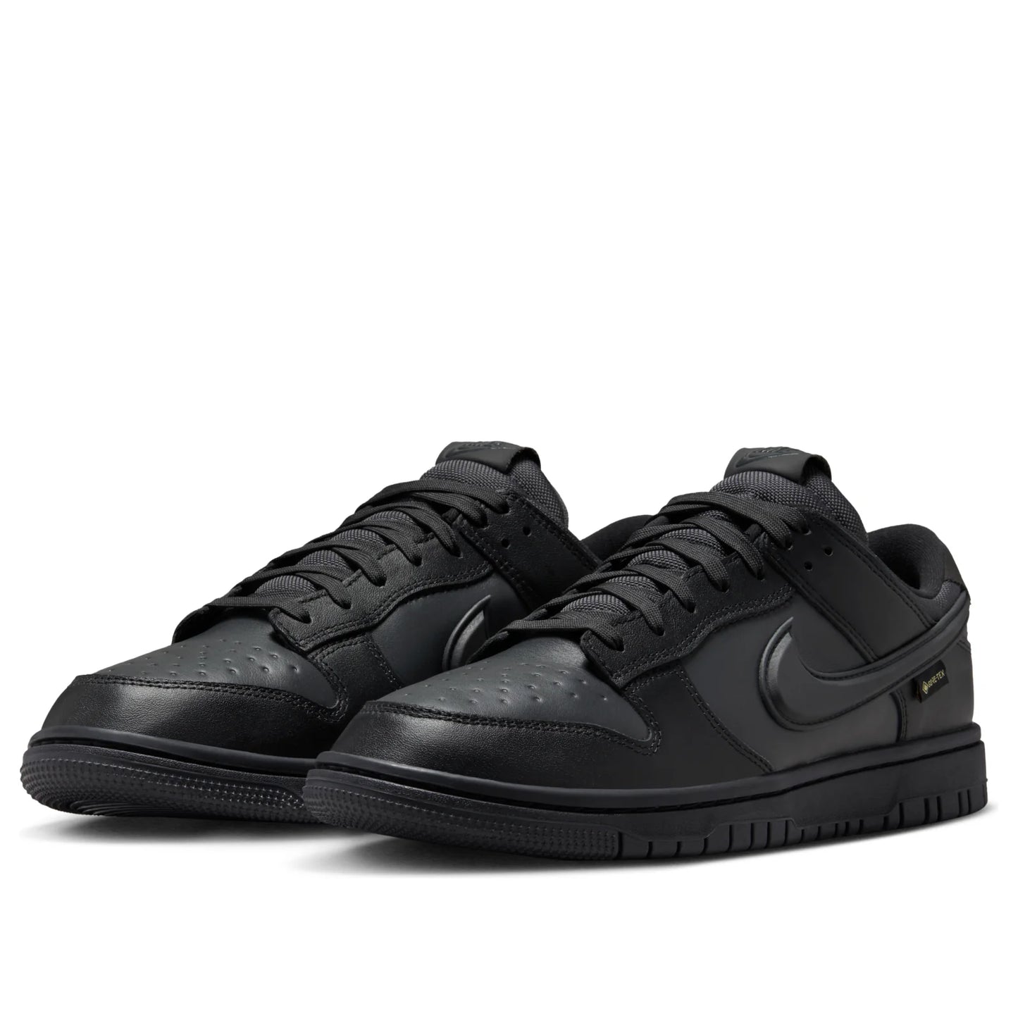 HQ2053 001 Nike Dunk Low Gore-Tex Triple Black