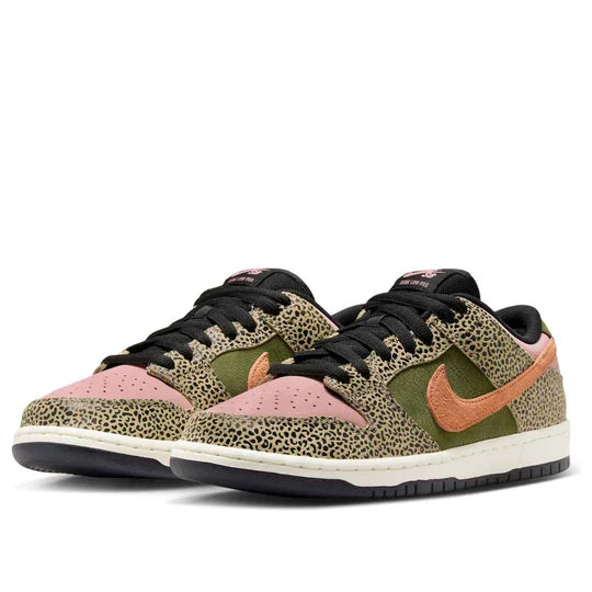 IH3211 200 Nike SB Dunk Low Arts-Rec
