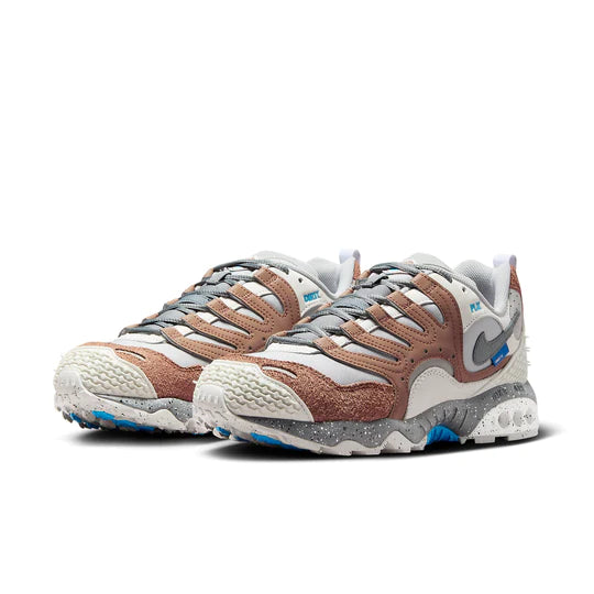 FN7546 200 Nike Air Terra Humara Undefeated Archaeo Brown