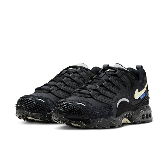 FN7546 002 Nike Air Terra Humara Undefeated Black