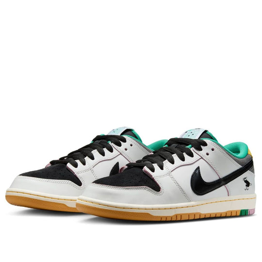 HJ4132 100 Nike SB Dunk Low CSEF