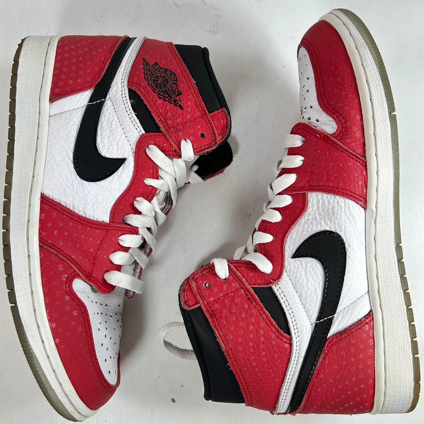 555088 602 Jordan 1 Retro Alto Historia del origen de Spider-Man