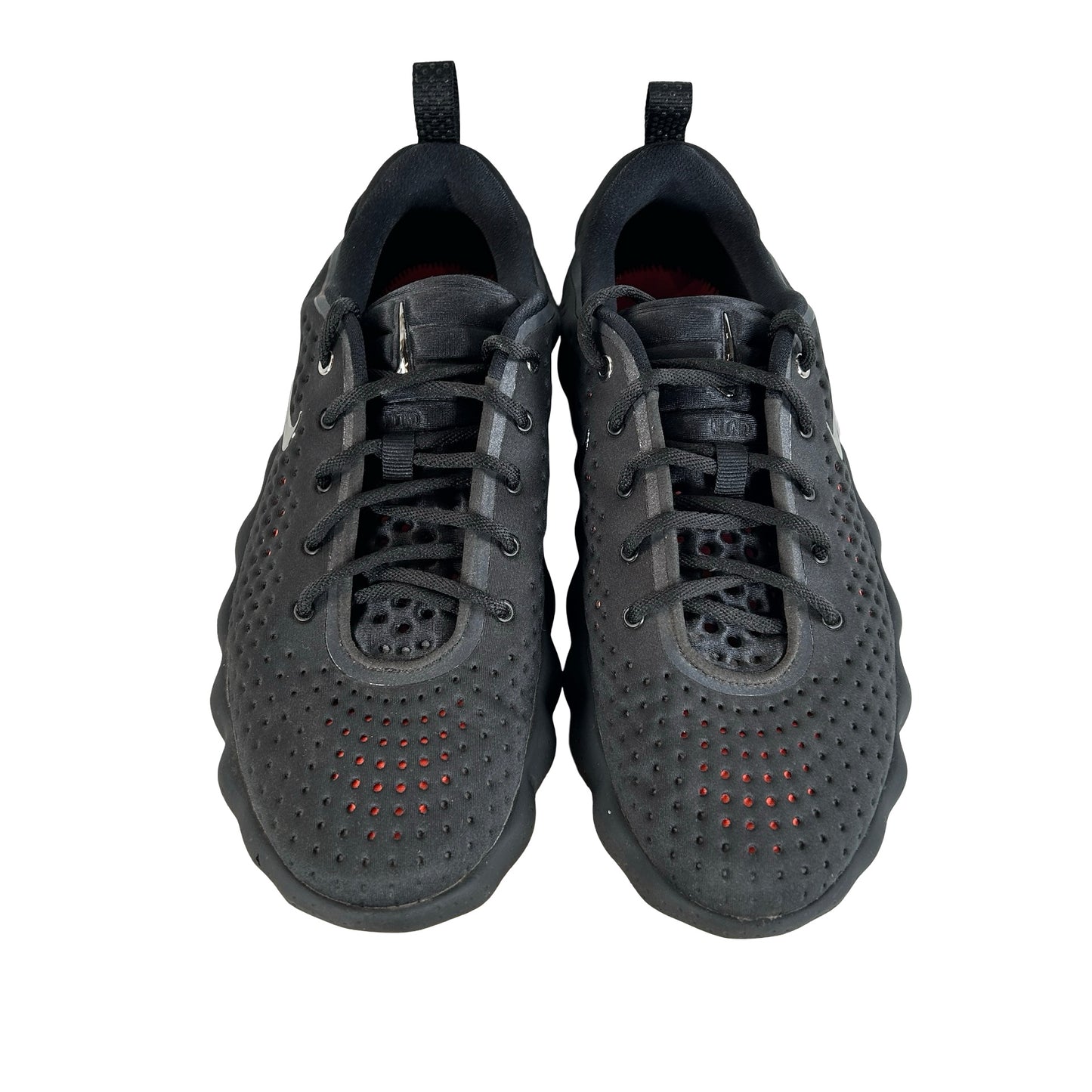 HQ4308 001 Nike Mind 002 Black Hyper Crimson [USED] - 10 M (Used2)