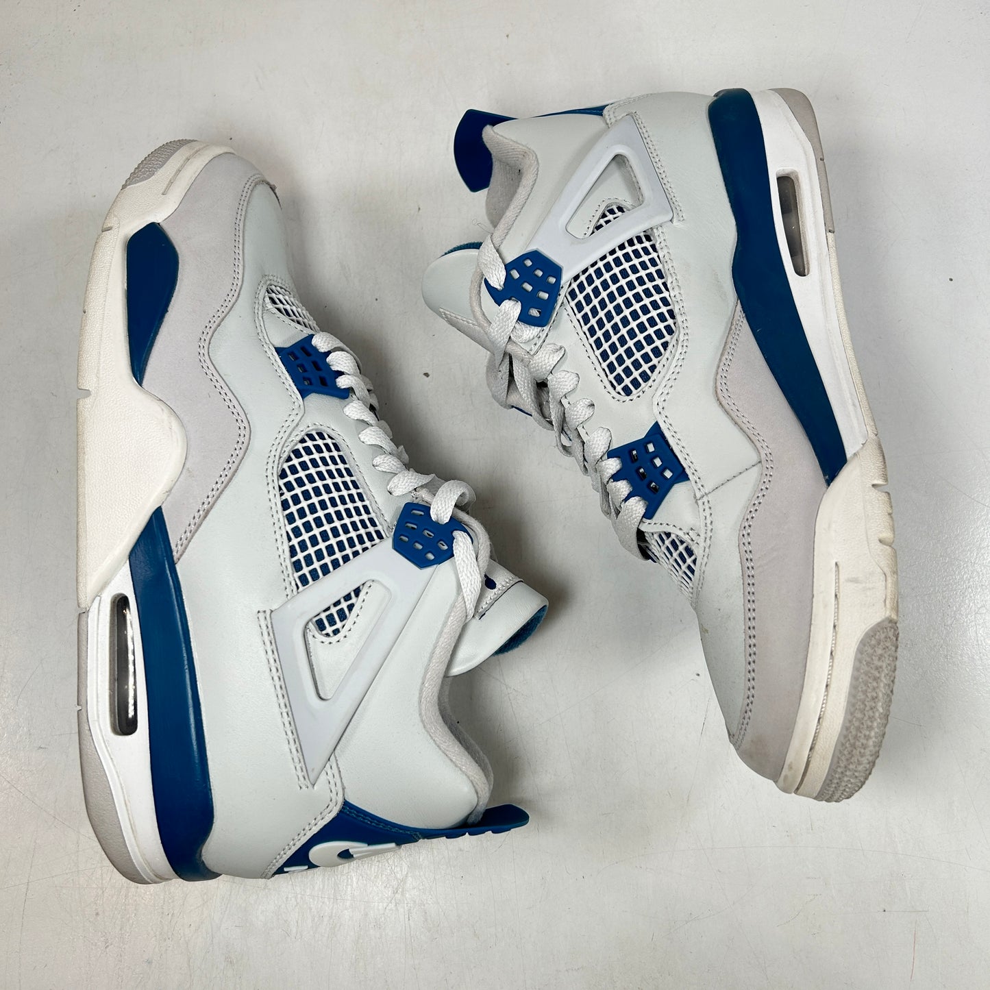 FV5029 141 Jordan 4 Retro Military Blue (2024) [USED] - 9 M (Used5)