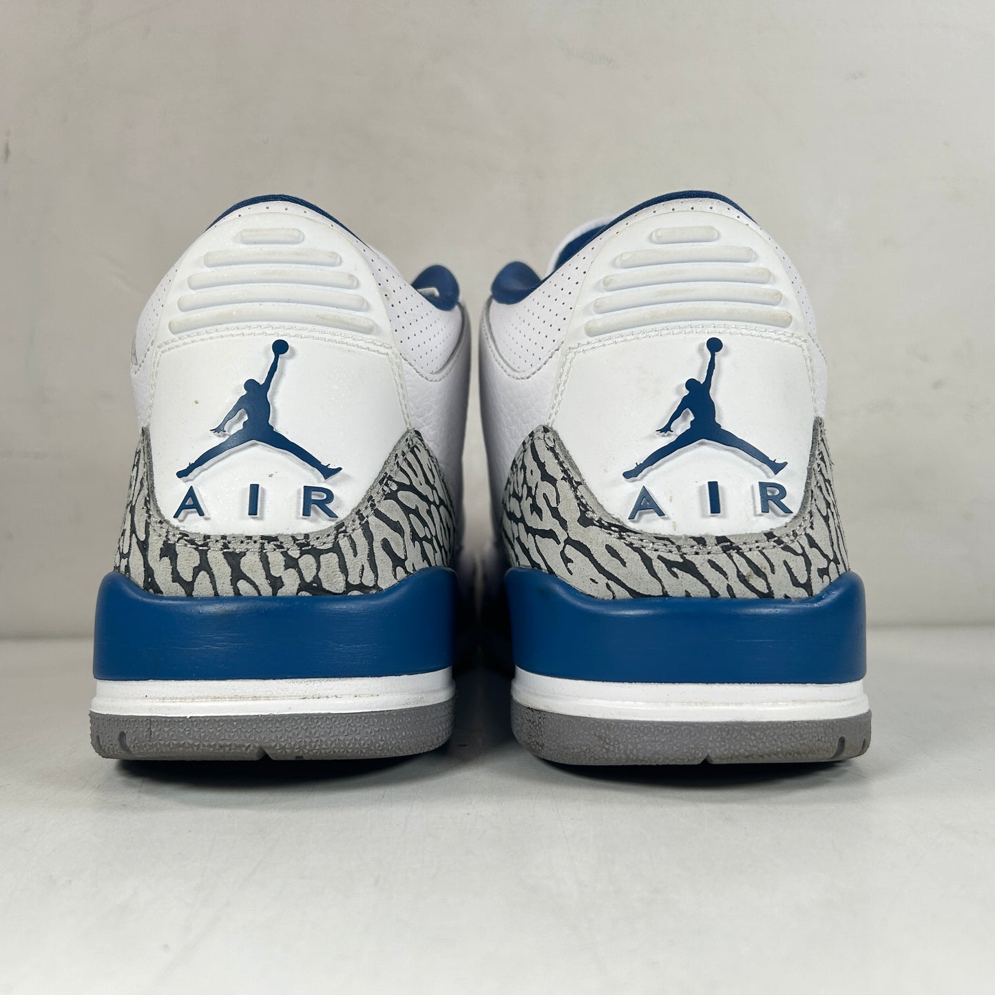 CT8532 148 Jordan 3 Retro Wizards [USED] - 10.5 M (Used2)