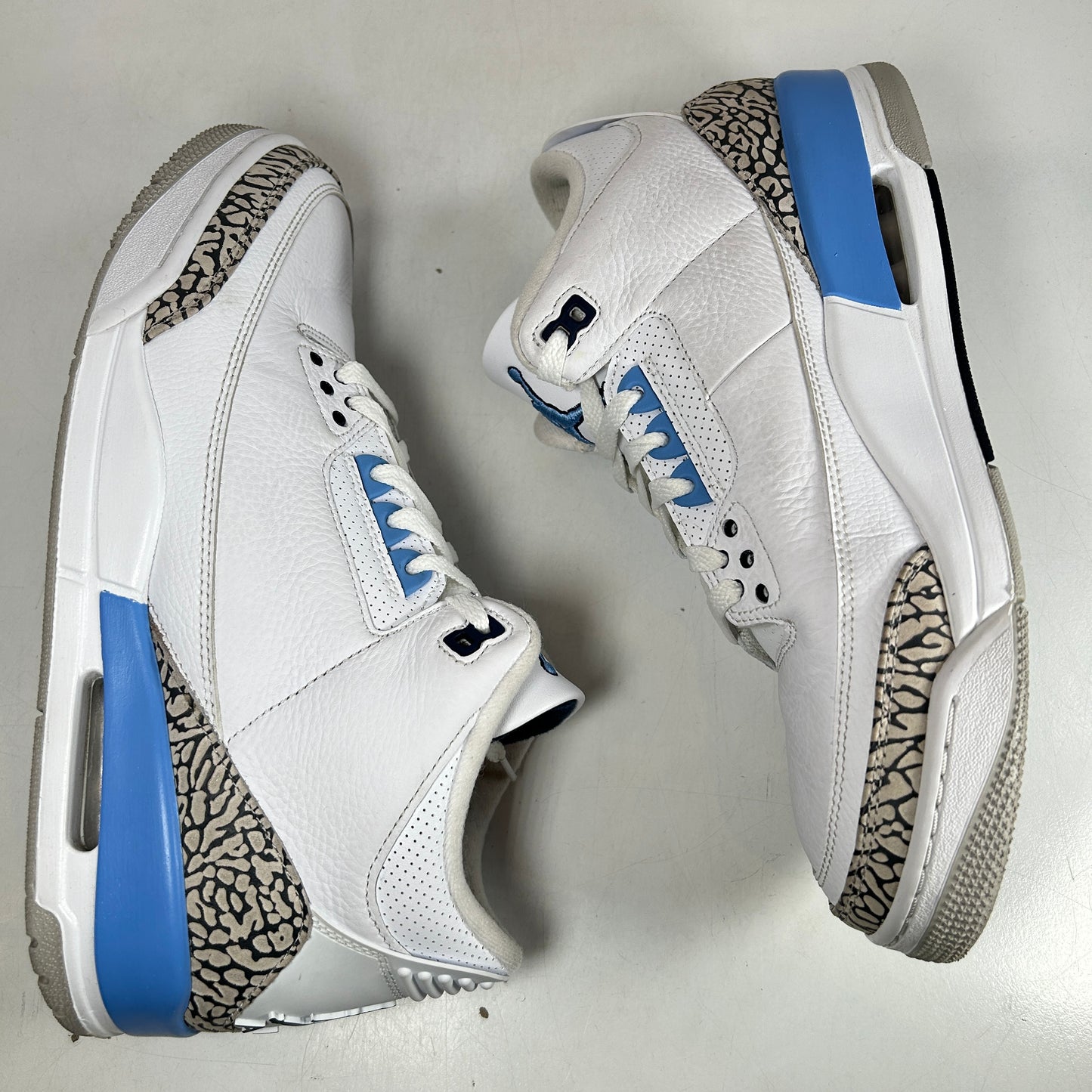 CT8532 104 Jordan 3 Retro UNC (2020) [USED] - 12 M (Used)