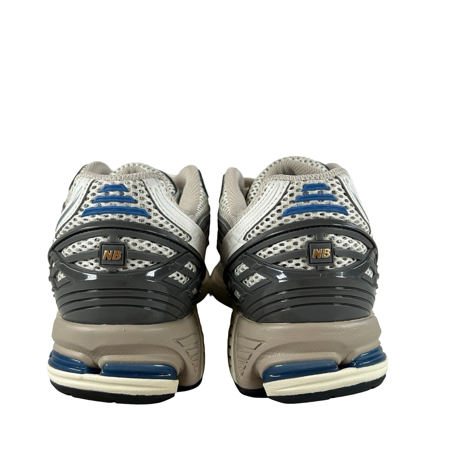 U1906NA New Balance 1906U Raincloud Magnet [USED] - 11 M (VNDS)