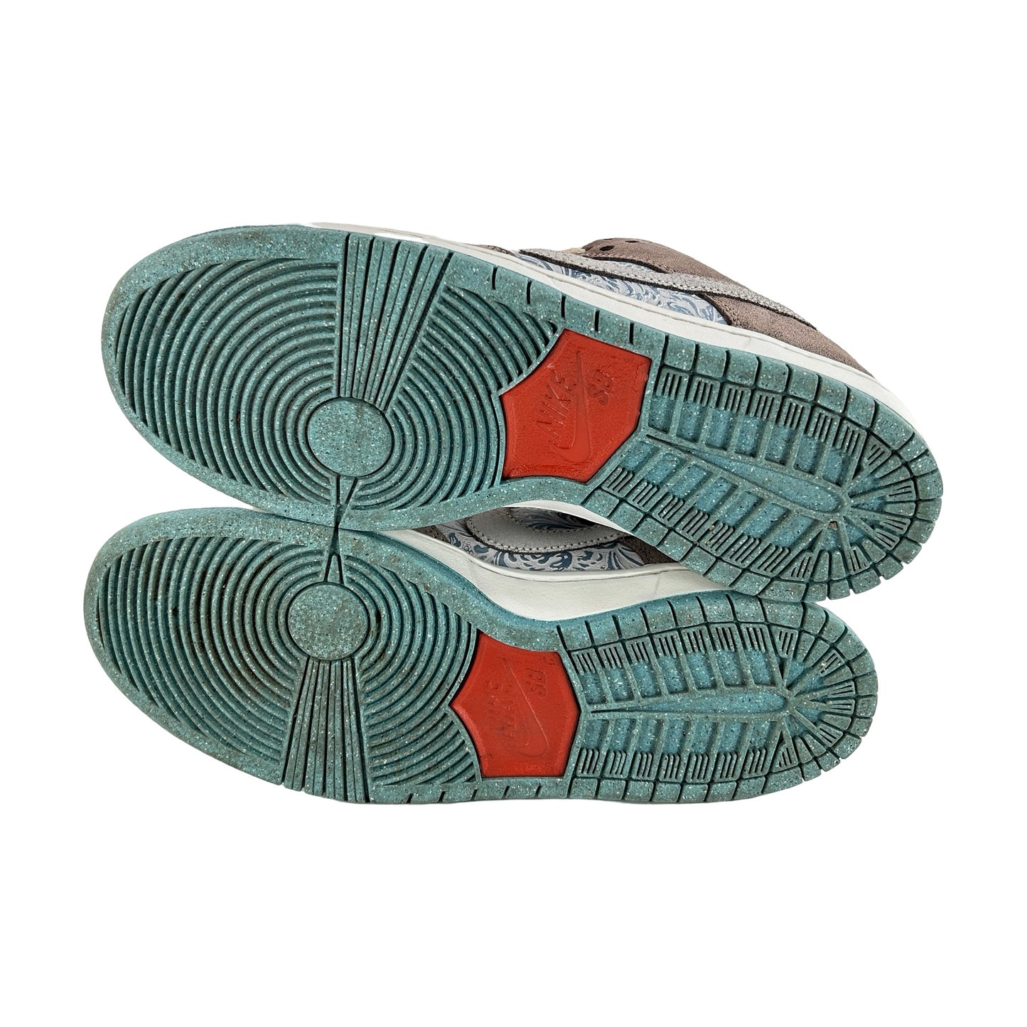 FZ3129 200 Nike SB Dunk Low Big Money Savings [USED] - 8.5 M (Used)