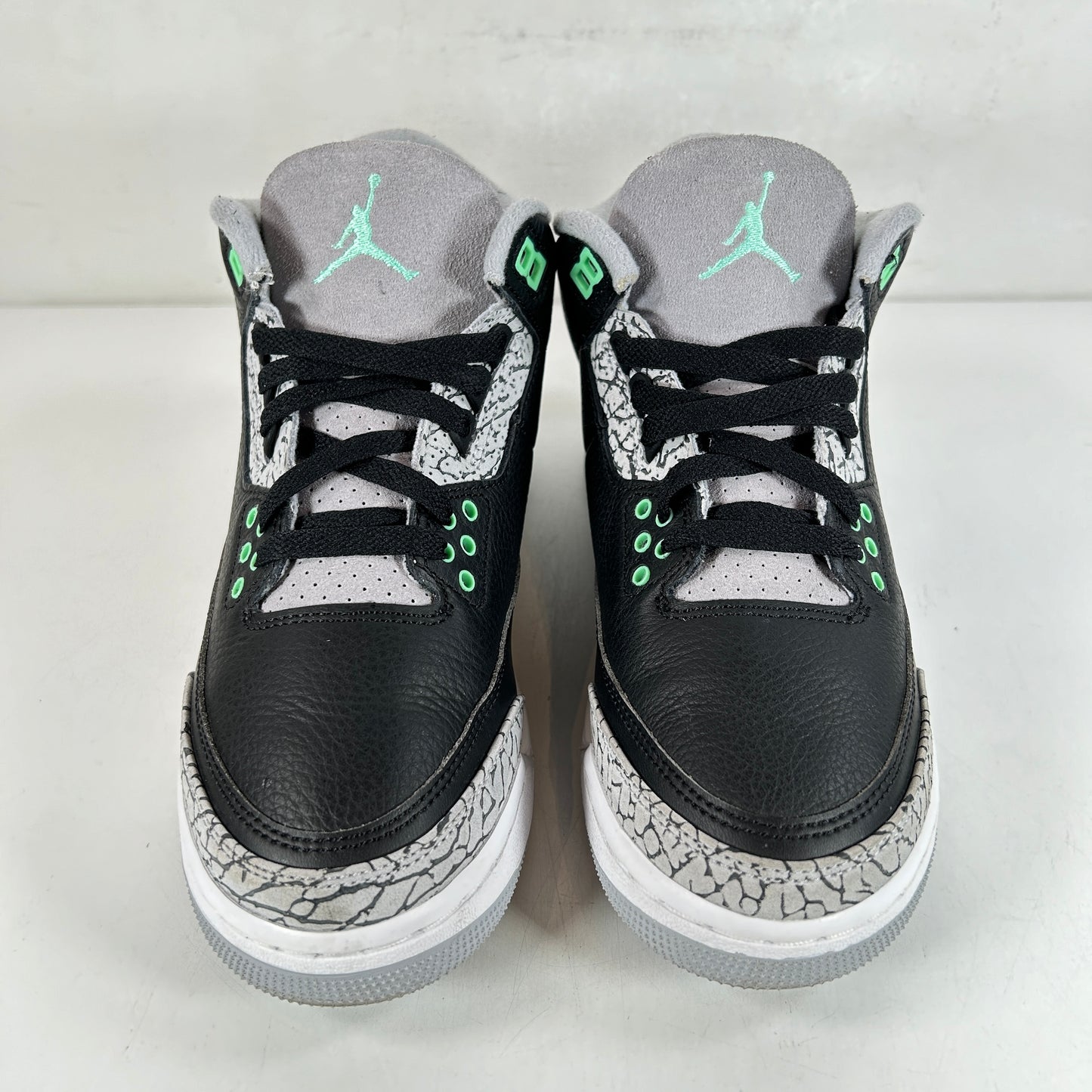 DM0967 031 Jordan 3 Retro Green Glow (GS) [USED] - 7 Y (Used)