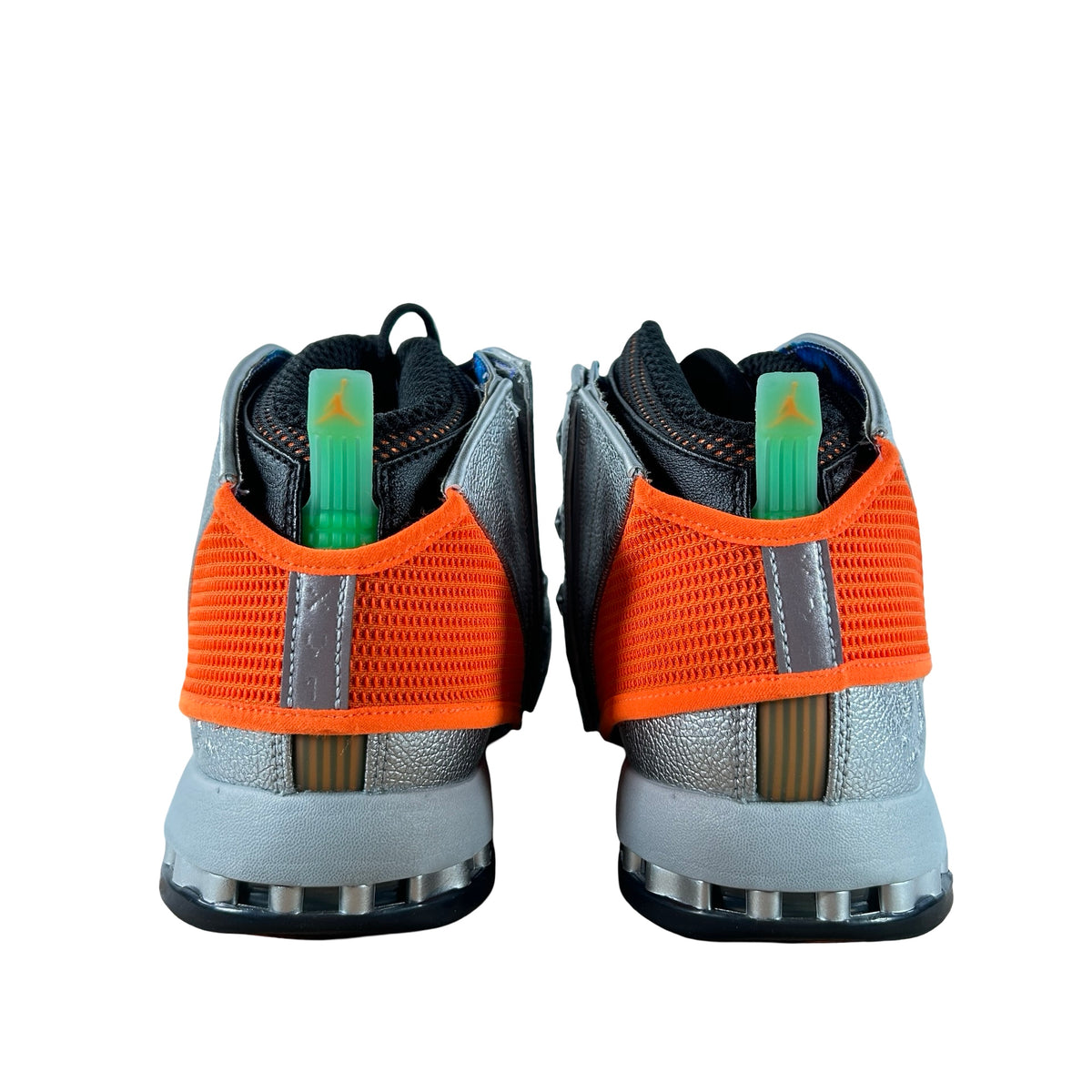 IV7638 001 Air Jordan 16 Retro Free The Youth [USED] - 13 M (Used)