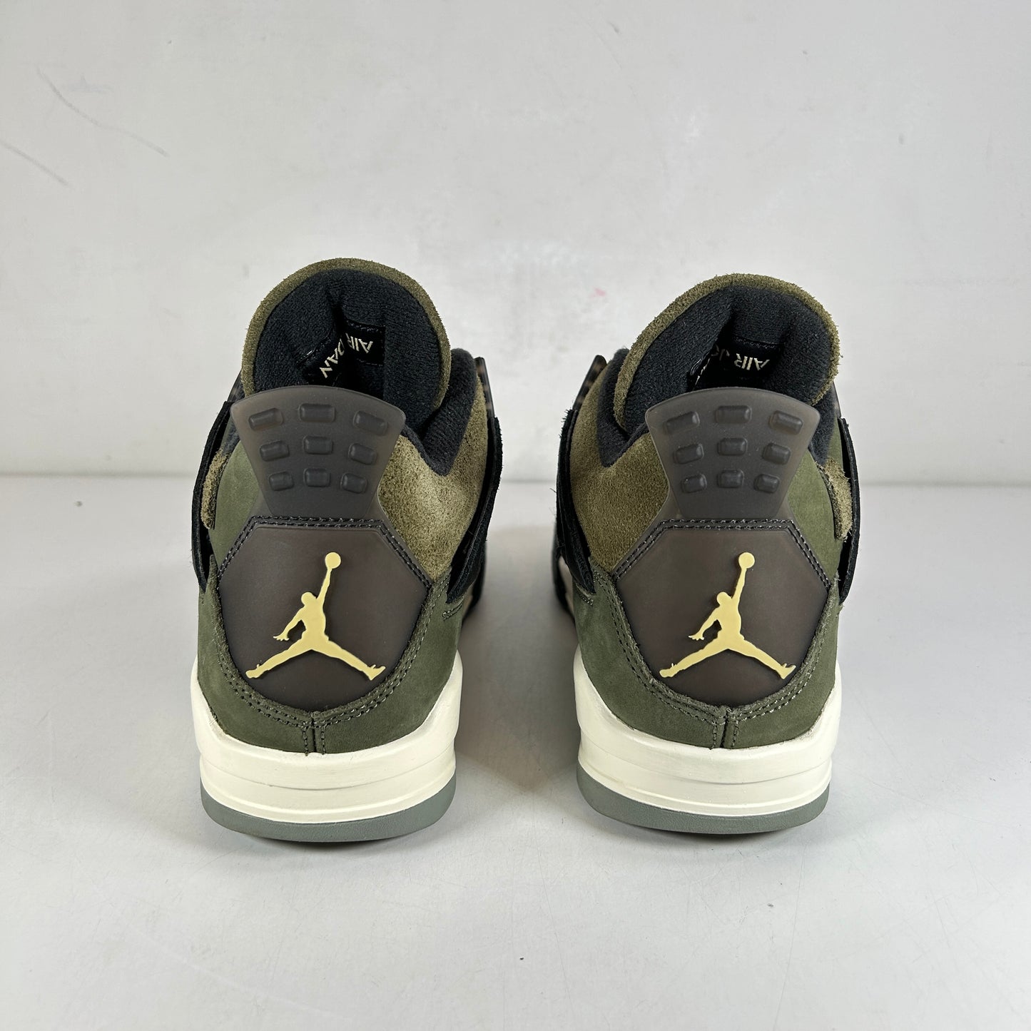 FB9927 200 Air Jordan 4 Craft Medio Oliva